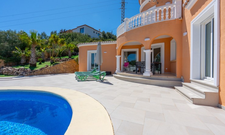 Resale - Villa -
Jávea - Costa Nova