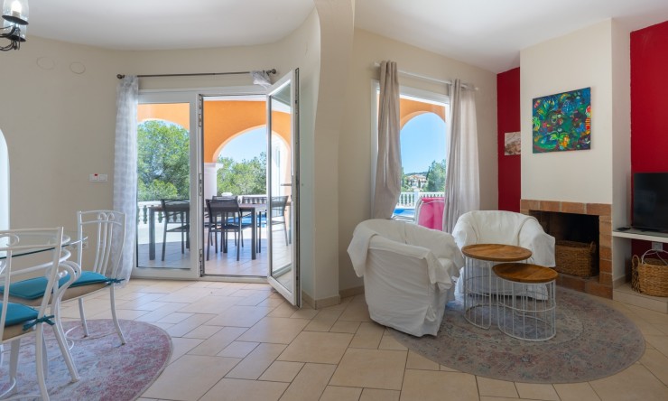 Resale - Villa -
Jávea - Costa Nova