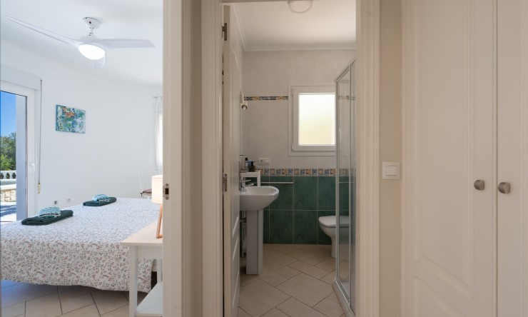 Resale - Villa -
Jávea - Costa Nova