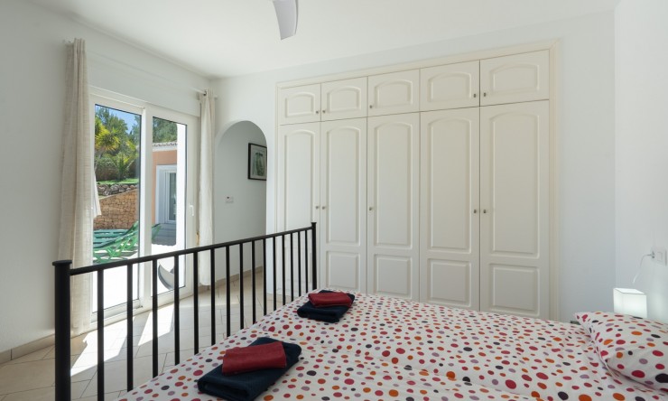 Resale - Villa -
Jávea - Costa Nova