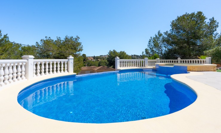 Resale - Villa -
Jávea - Costa Nova