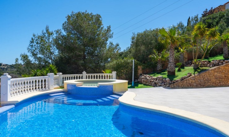 Resale - Villa -
Jávea - Costa Nova