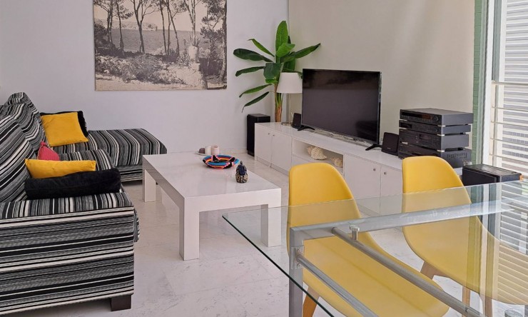 Resale - Apartment -
Jávea - Port