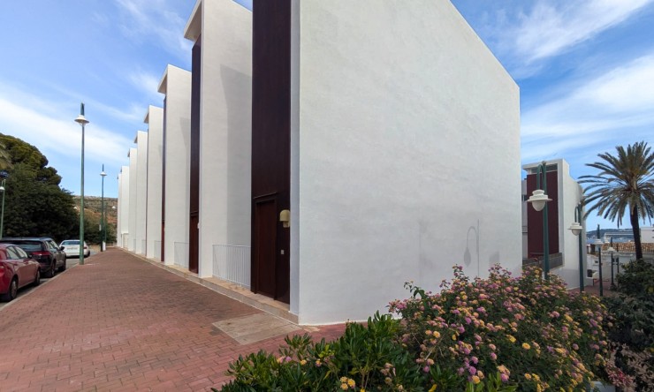 Resale - Apartment -
Jávea - Port