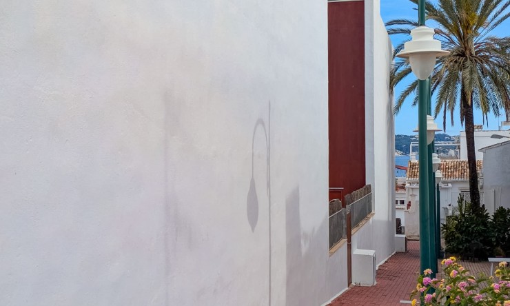 Resale - Apartment -
Jávea - Port