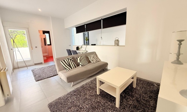 Resale - Villa -
Altea