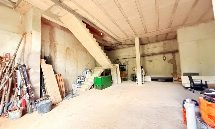 Resale - Villa -
Altea