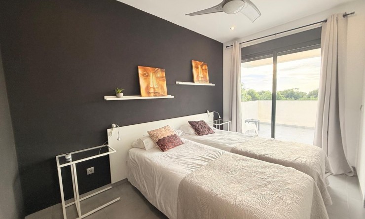 Resale - Villa -
Altea
