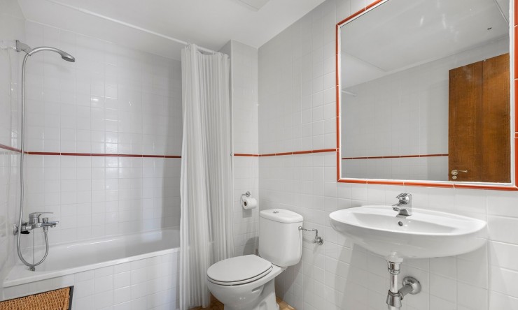 Revente - Appartement -
Torrevieja