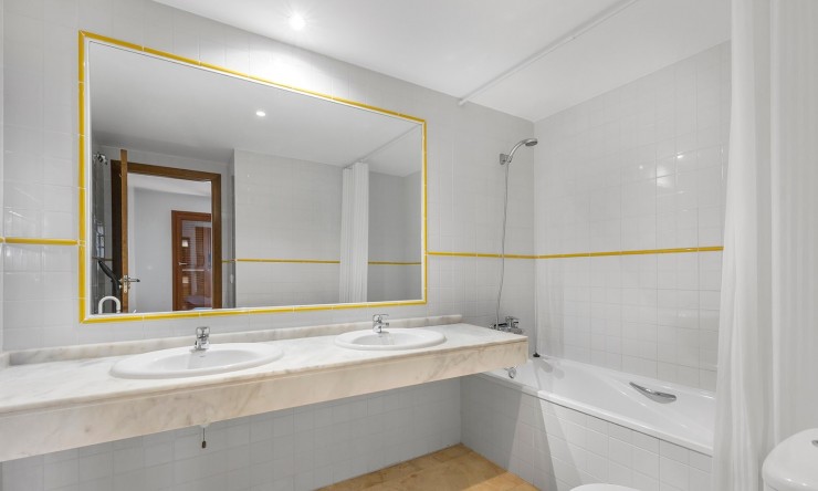 Revente - Appartement -
Torrevieja