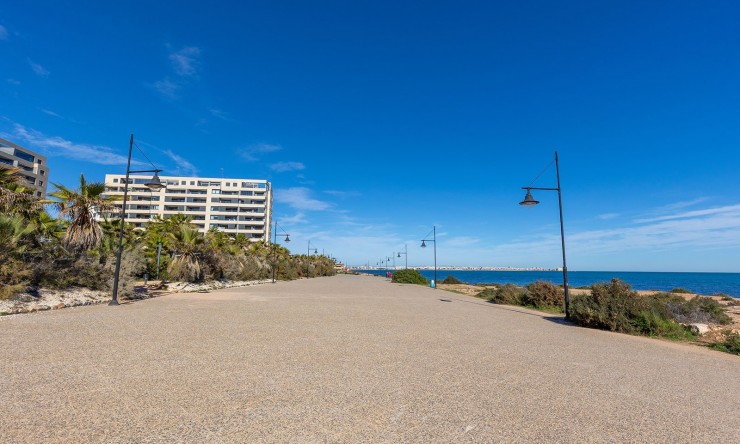 Revente - Appartement -
Torrevieja