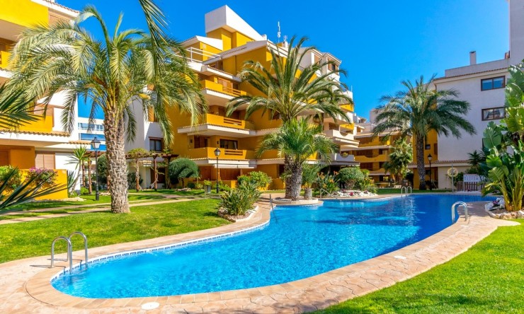 Revente - Appartement -
Torrevieja