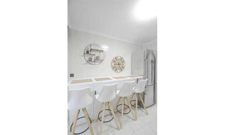 Herverkoop - Appartement -
La Manga del Mar Menor