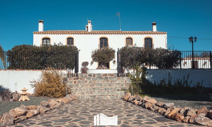 Wiederverkauf - Villa -
Lorca