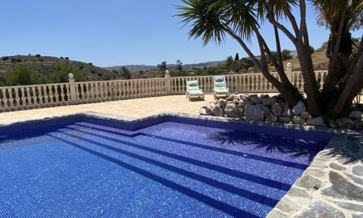 Wiederverkauf - Villa -
Lorca