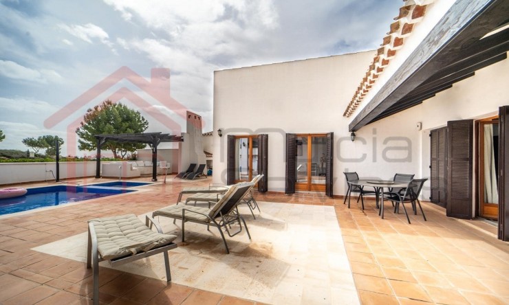 Herverkoop - Villa -
El Valle Golf Resort
