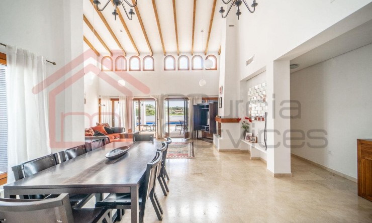Herverkoop - Villa -
El Valle Golf Resort