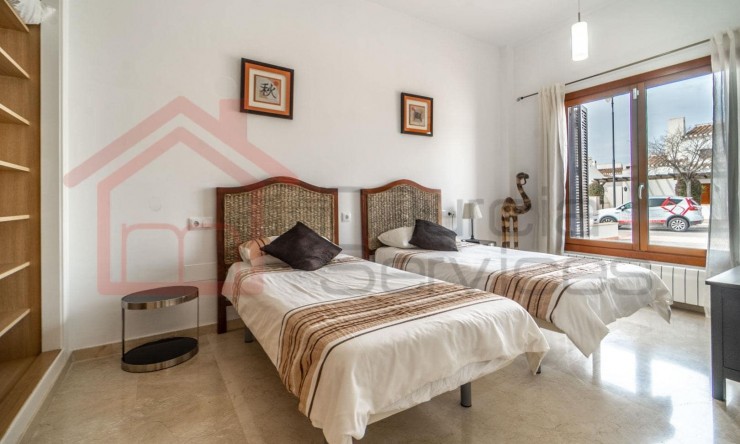 Herverkoop - Villa -
El Valle Golf Resort