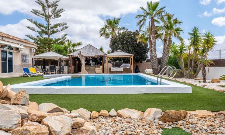 Reventa - Villa -
Lo Santiago,