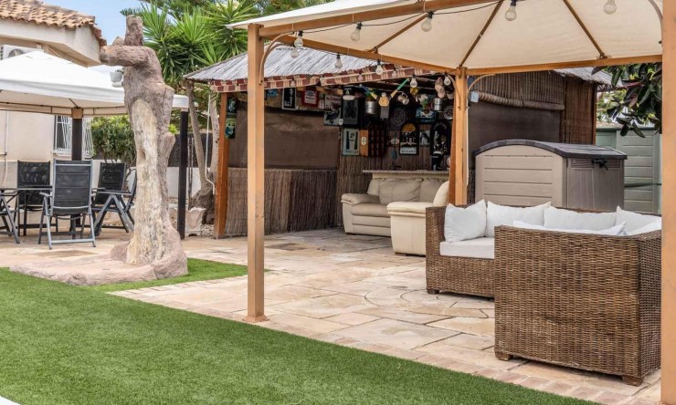Reventa - Villa -
Lo Santiago,