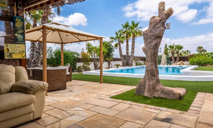Reventa - Villa -
Lo Santiago,