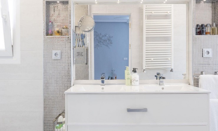Reventa - Villa -
Lo Santiago,