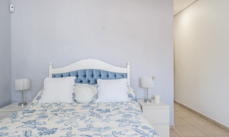 Reventa - Villa -
Lo Santiago,