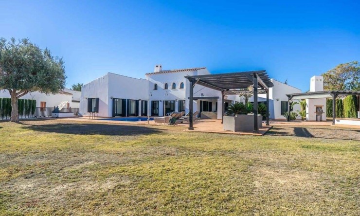 Reventa - Villa -
El Valle Golf Resort