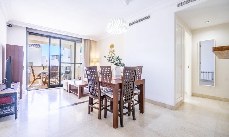 Reventa - Apartamento -
Roda Golf Resort