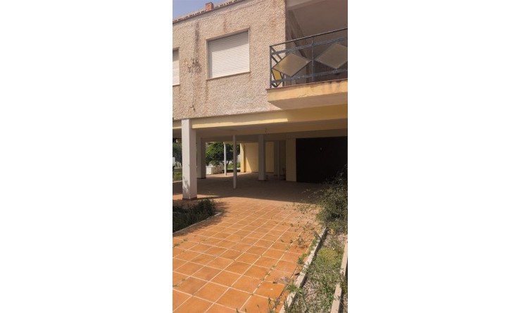 Herverkoop - Villa -
Los Alcazares