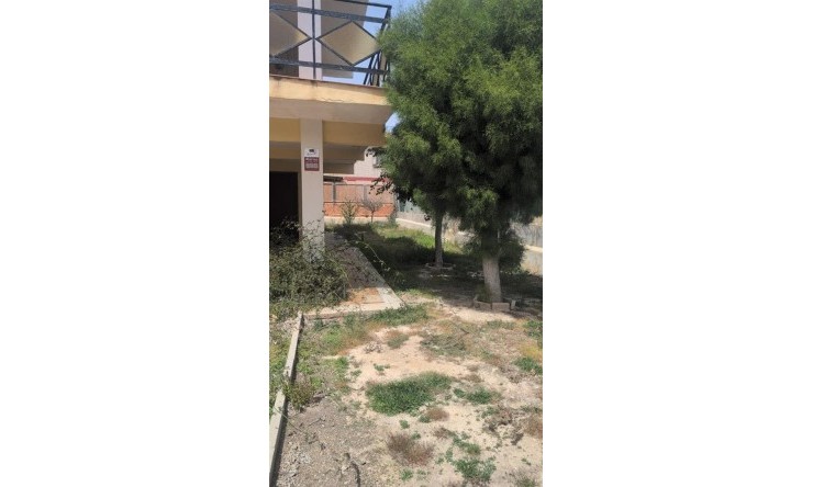 Herverkoop - Villa -
Los Alcazares