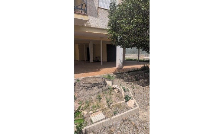 Herverkoop - Villa -
Los Alcazares