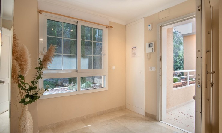 Resale - Apartment -
Pedreguer - La Sella