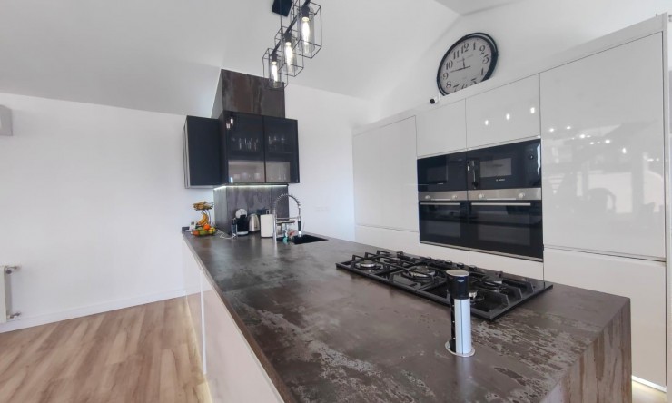 Resale - Villa -
Calpe