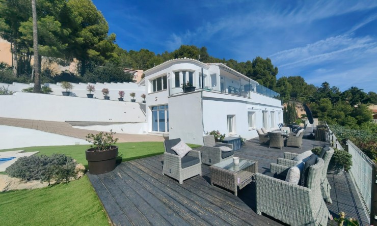 Resale - Villa -
Calpe