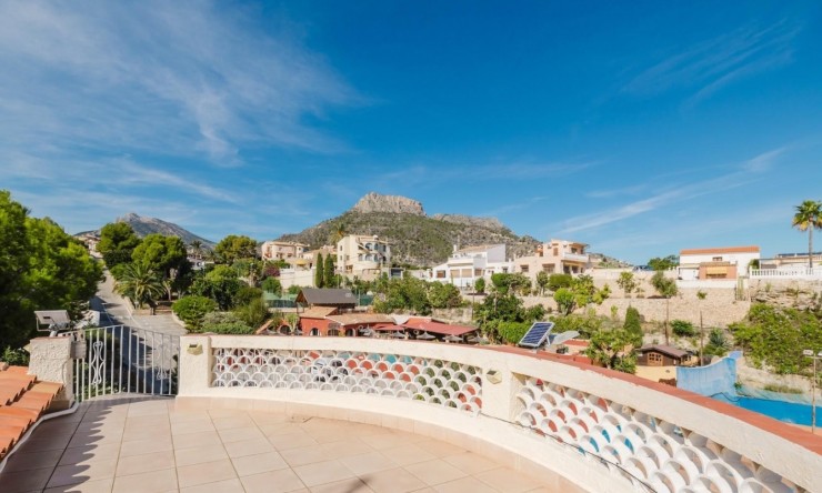 Rynek Wtórny - Willa -
Calpe / Calp - Maryvilla