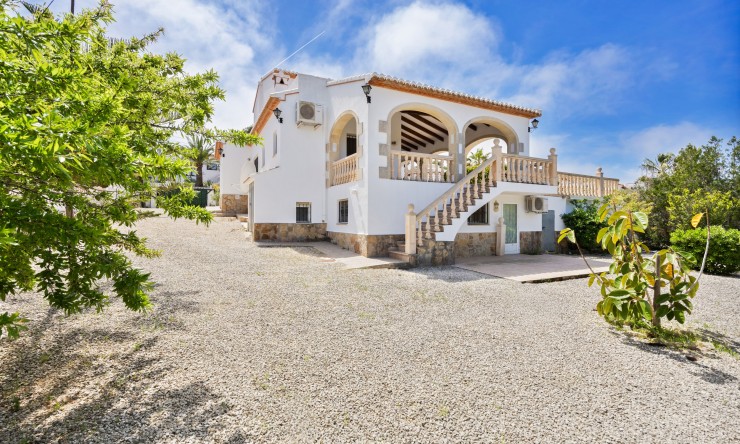 Resale - Villa -
Jávea / Xàbia - Portichol - Balcón al Mar