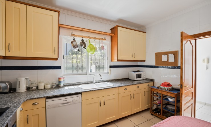 Resale - Villa -
Jávea / Xàbia - Portichol - Balcón al Mar
