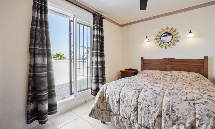 Resale - Villa -
Jávea / Xàbia - Portichol - Balcón al Mar