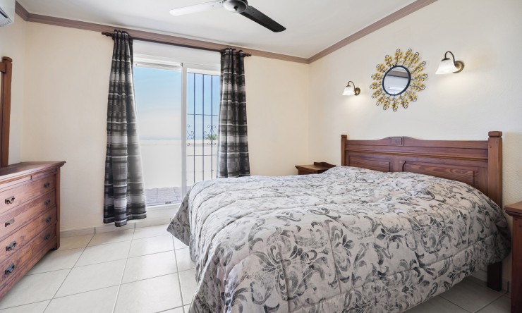 Resale - Villa -
Jávea / Xàbia - Portichol - Balcón al Mar