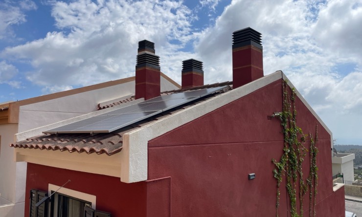 Resale - Detached House -
Polop - Hills