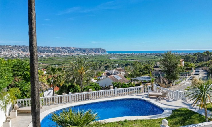 Herverkoop - Villa -
Jávea - Piver