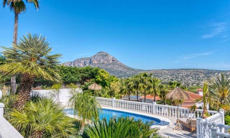 Herverkoop - Villa -
Jávea - Piver
