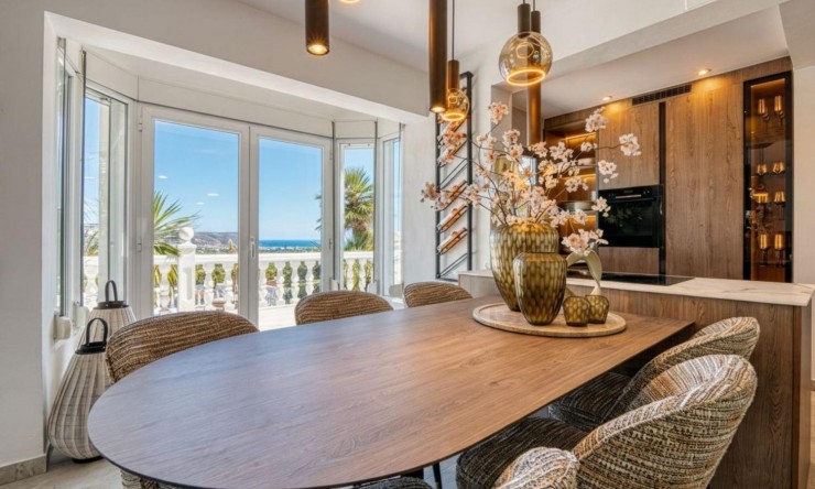 Herverkoop - Villa -
Jávea - Piver