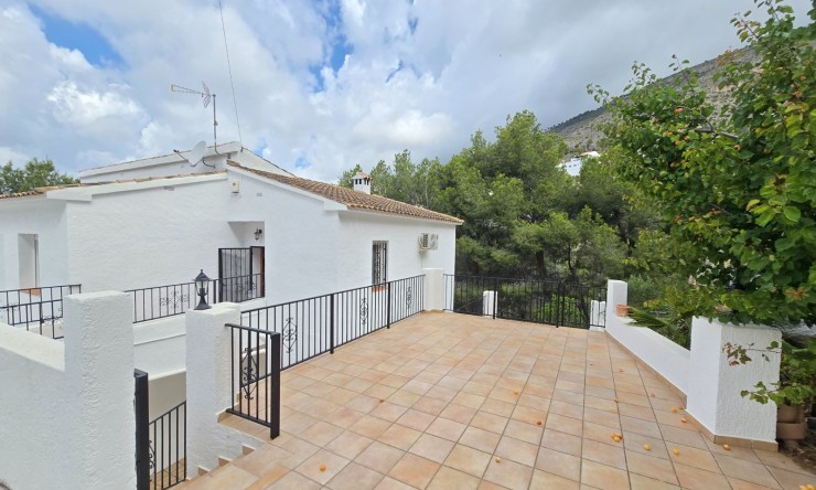 Rynek Wtórny - Willa -
Altea - Altea La Vella