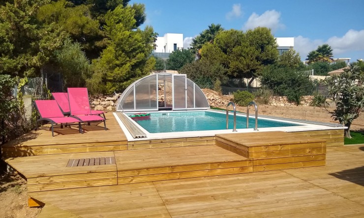 Wiederverkauf - Villa -
Calpe / Calp - Marisol Park - Ortembach - Los Almendros