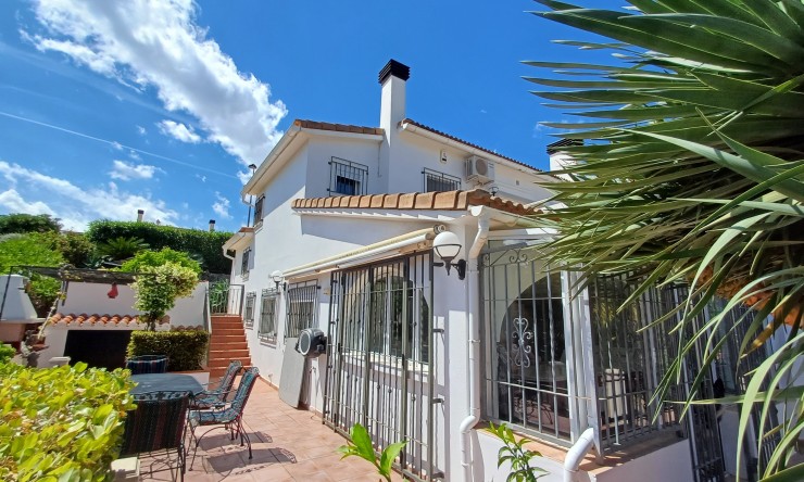 Nueva construcción  - Villa -
Gata de Gorgos