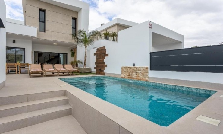 Resale - Villa -
Dolores