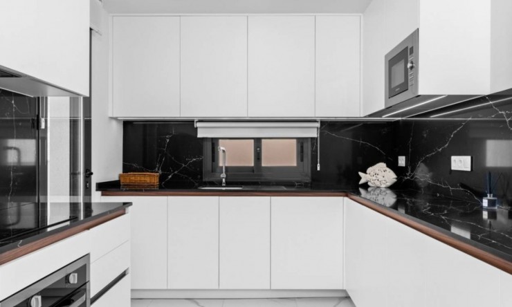 Reventa - Apartamento -
San Miguel de Salinas