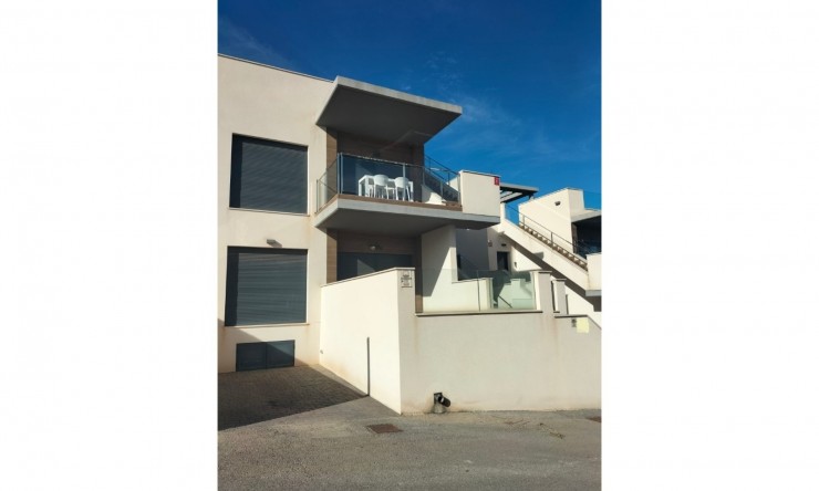 Reventa - Apartamento -
San Miguel de Salinas